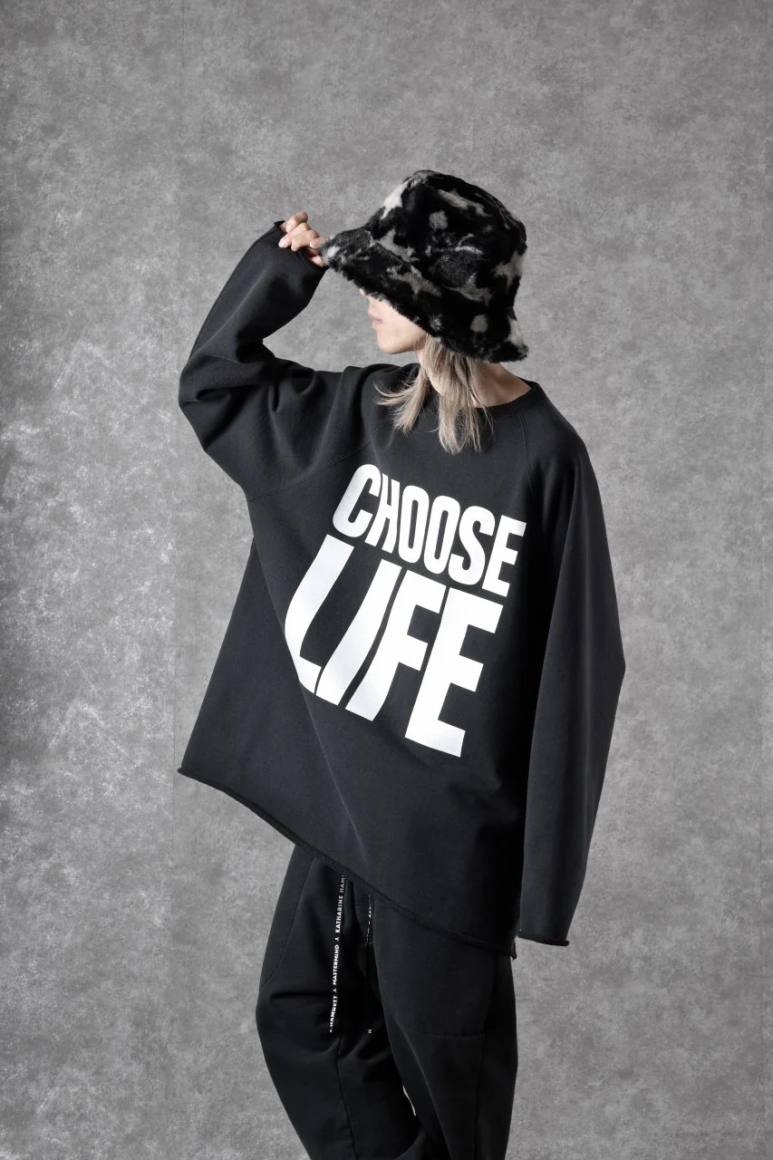 MASTERMIND WORLD x KATHARINE HAMNETT CUTOFF PULLOVER / CHOOSE LIFE (BLACK) - Image 6