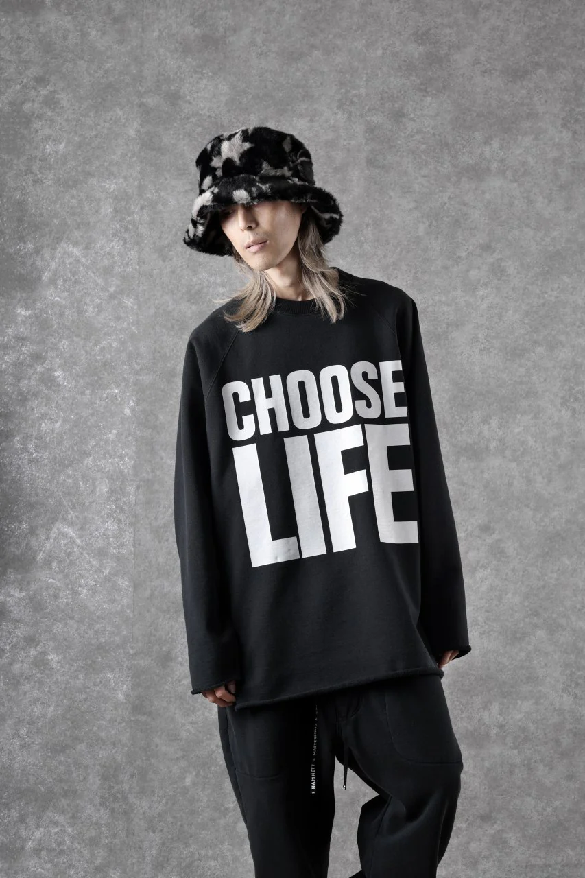 MASTERMIND WORLD x KATHARINE HAMNETT CUTOFF PULLOVER / CHOOSE LIFE (BLACK) - Image 7