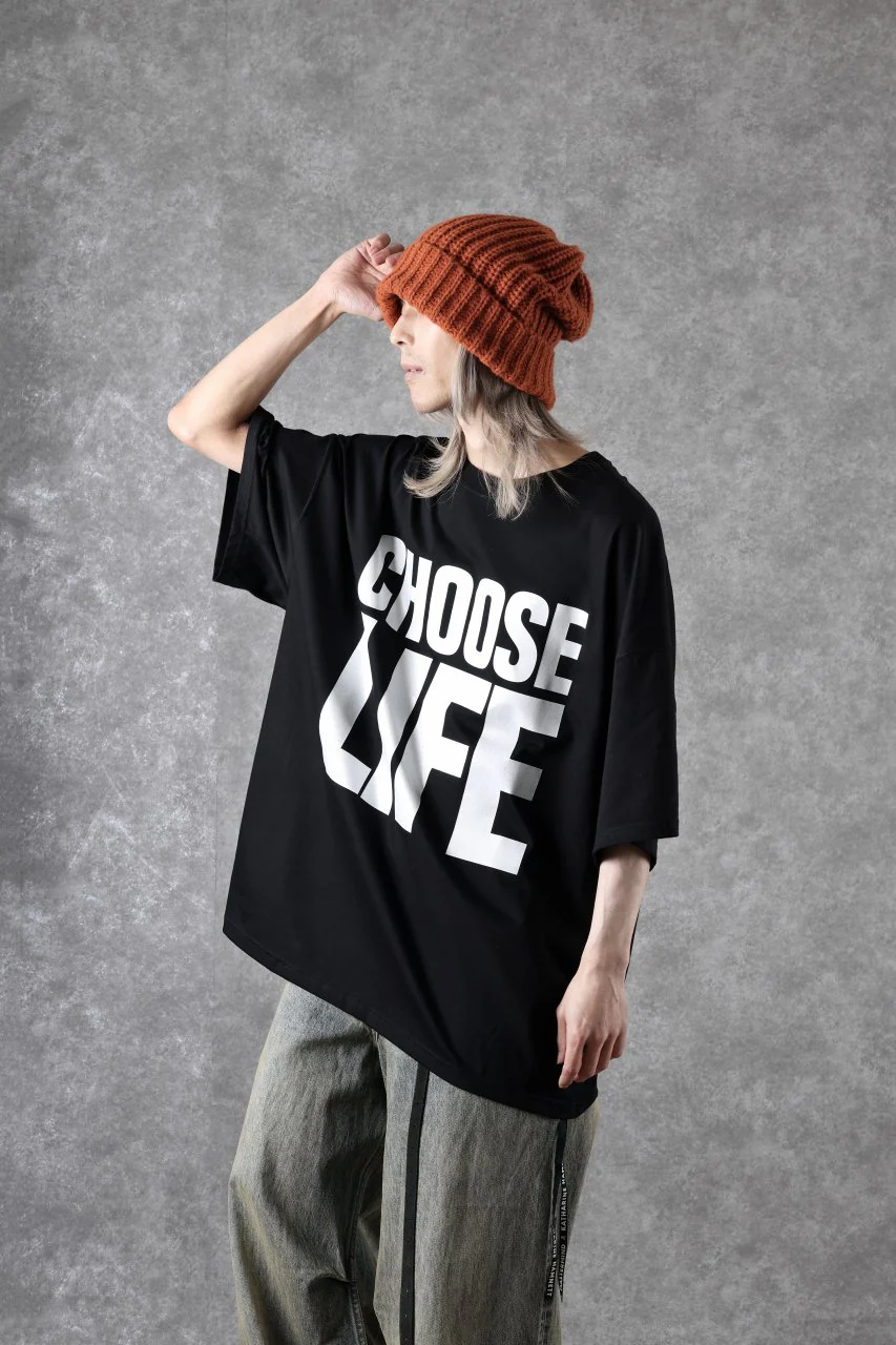 MASTERMIND WORLD x KATHARINE HAMNETT SLOGAN BIG TEE / CHOOSE LIFE (BLACK) - Image 15