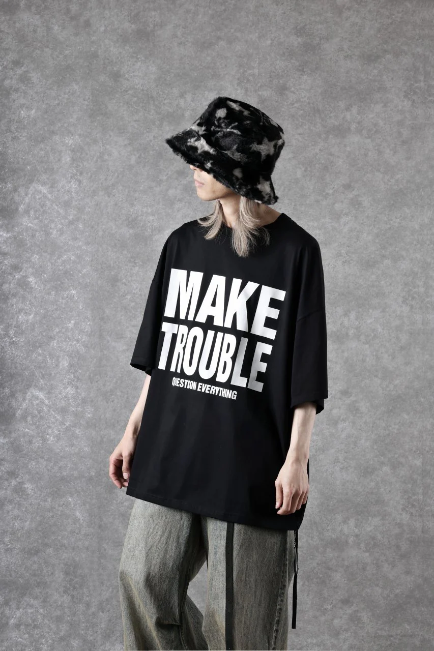 MASTERMIND WORLD x KATHARINE HAMNETT SLOGAN BIG TEE / MAKE TROUBLE (BLACK) - Image 7