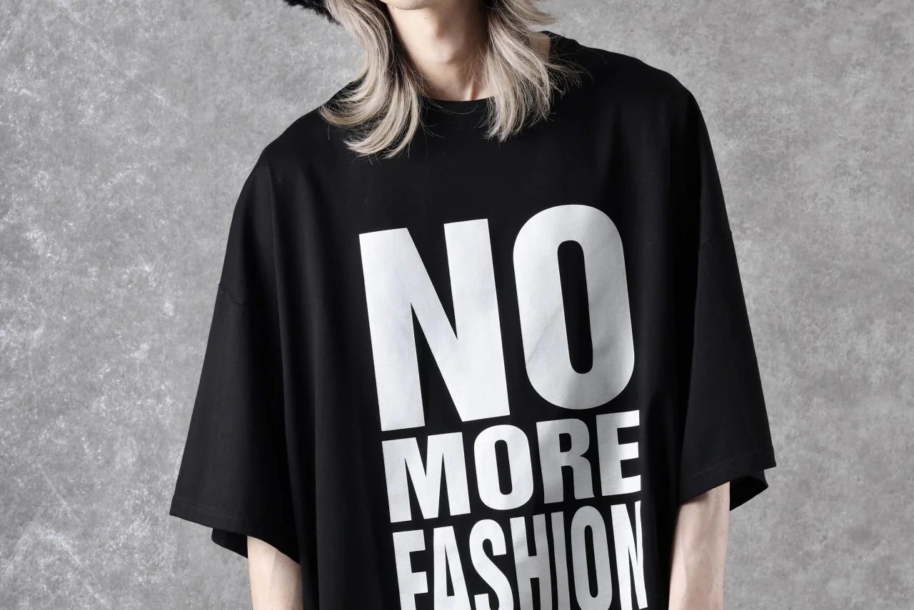 MASTERMIND WORLD x KATHARINE HAMNETT SLOGAN BIG TEE / N, M, F, V (BLACK) - Image 34
