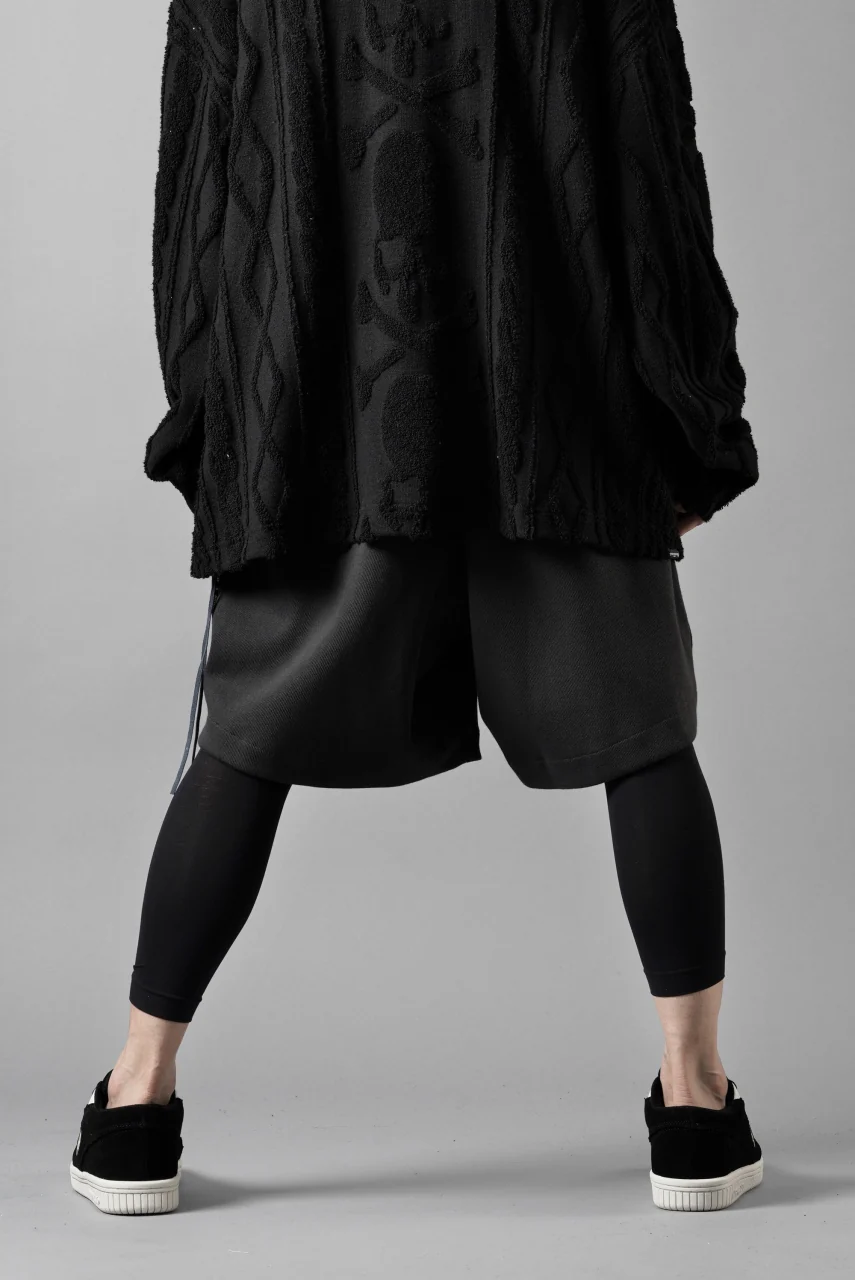 N/07 2 TUCKS EASY SHORTS / RIBBED CARDBOARD KNIT JERSEY (CHARCOAL) - Image 13