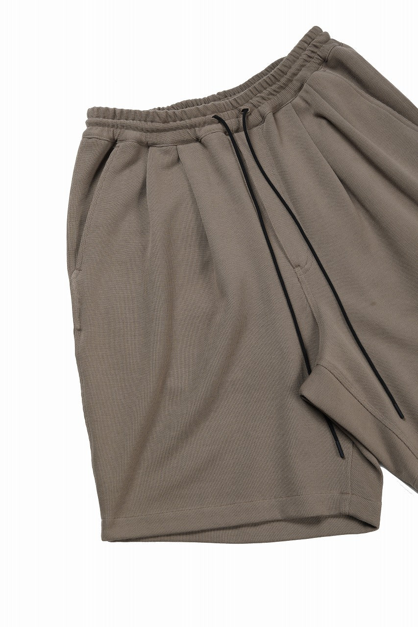N/07 2 TUCKS EASY SHORTS / RIBBED CARDBOARD KNIT JERSEY (KHAKI) - Image 5
