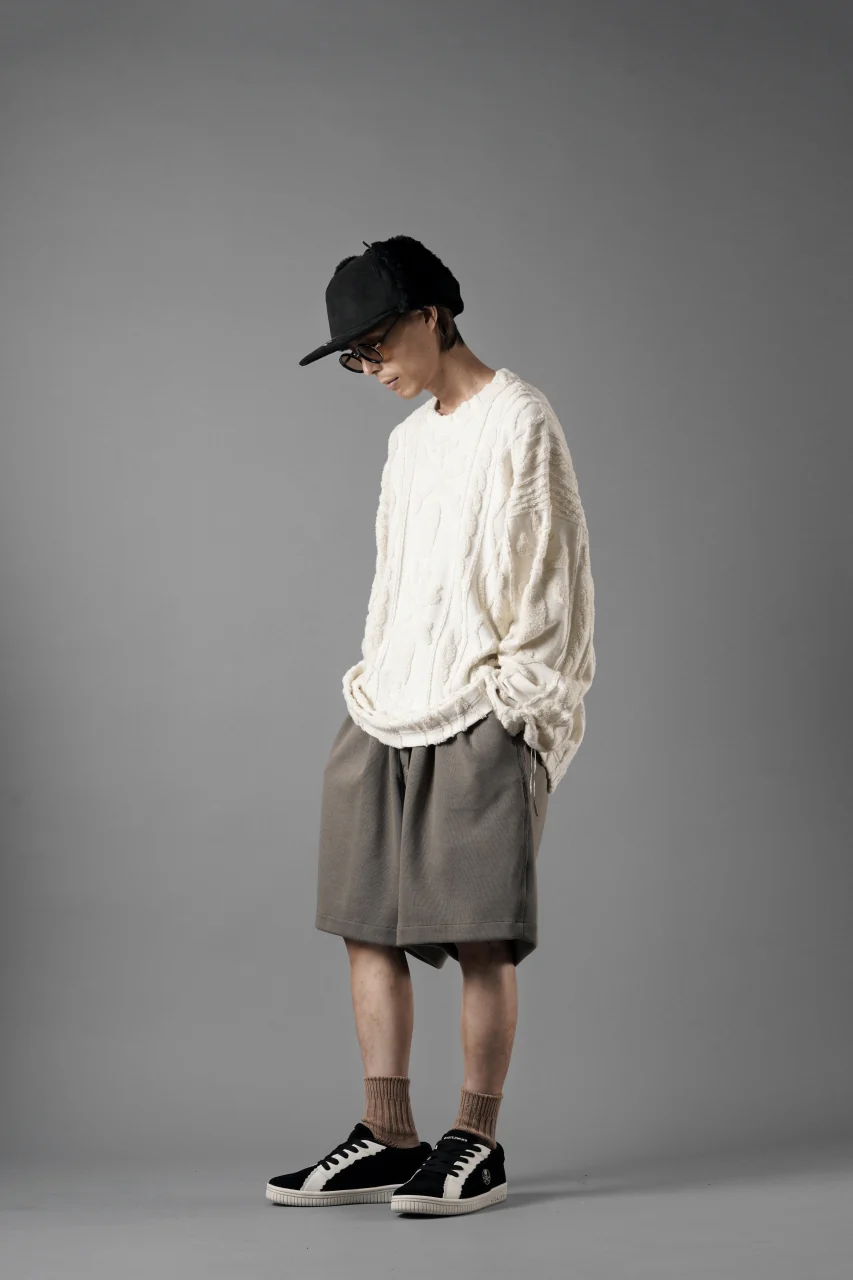 N/07 2 TUCKS EASY SHORTS / RIBBED CARDBOARD KNIT JERSEY (KHAKI GREEN) - Image 13