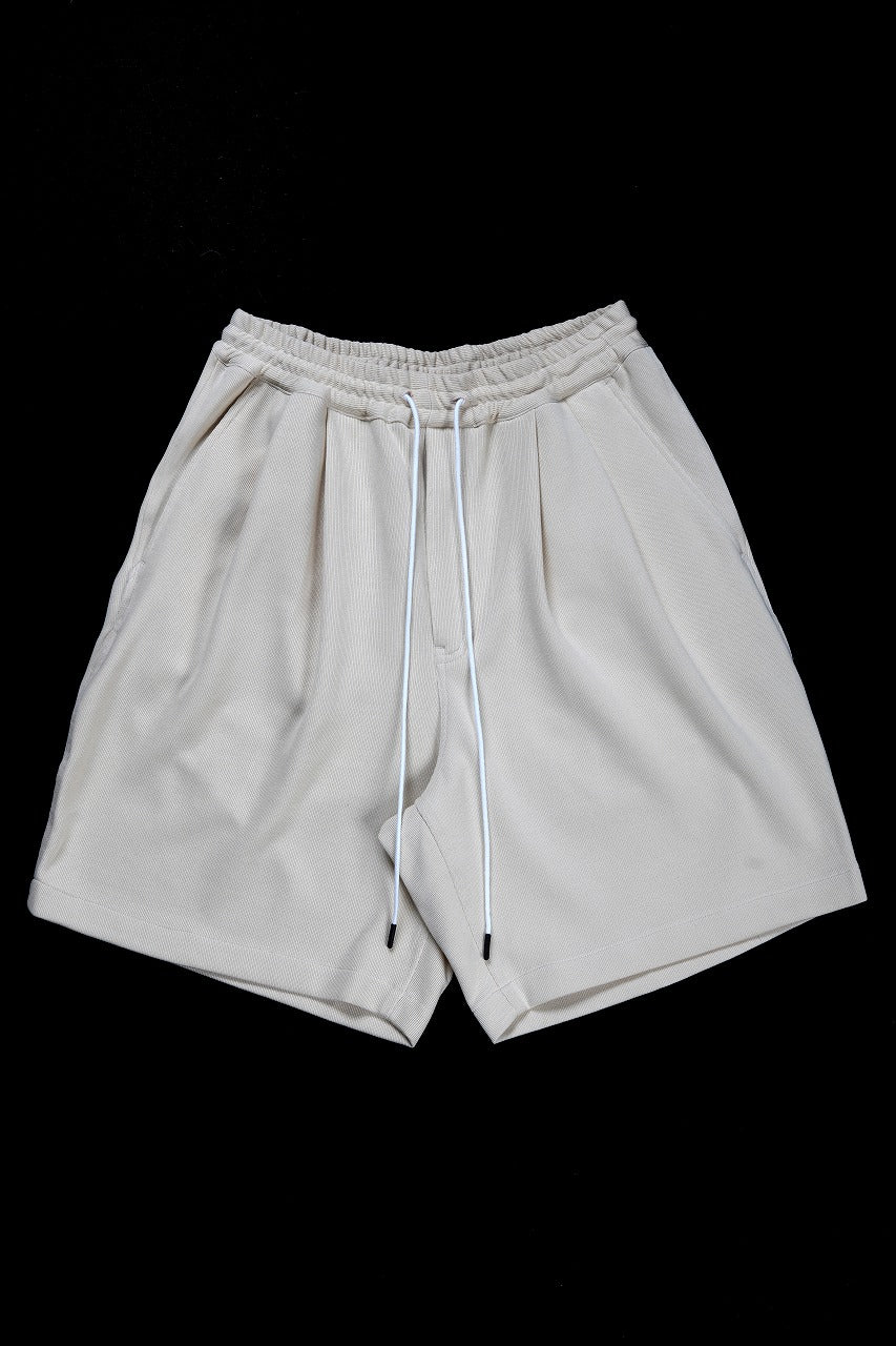 N/07 2 TUCKS EASY SHORTS / RIBBED CARDBOARD KNIT JERSEY (LIGHT BEIGE)