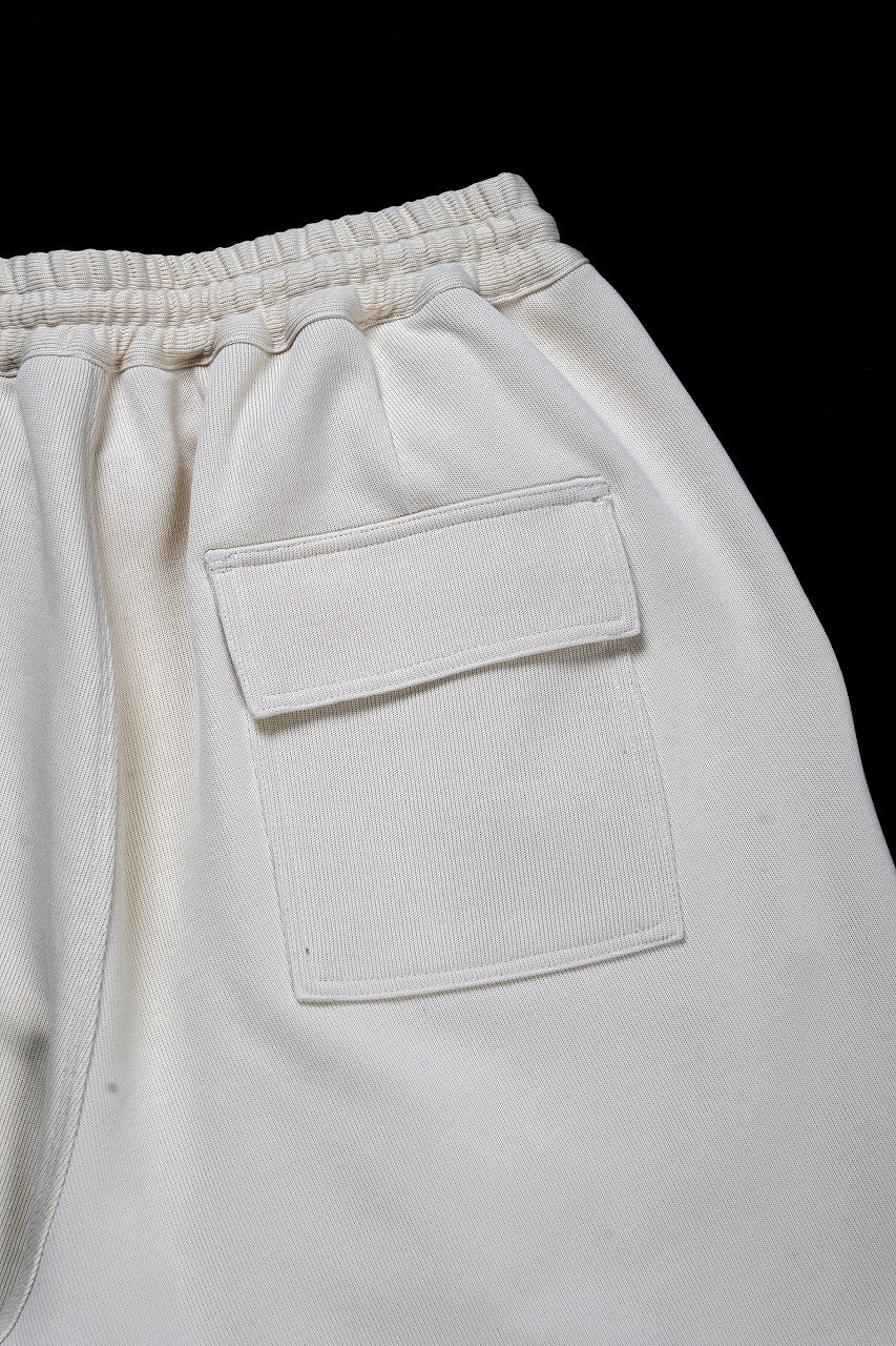 N/07 2 TUCKS EASY SHORTS / RIBBED CARDBOARD KNIT JERSEY (LIGHT BEIGE) - Image 9
