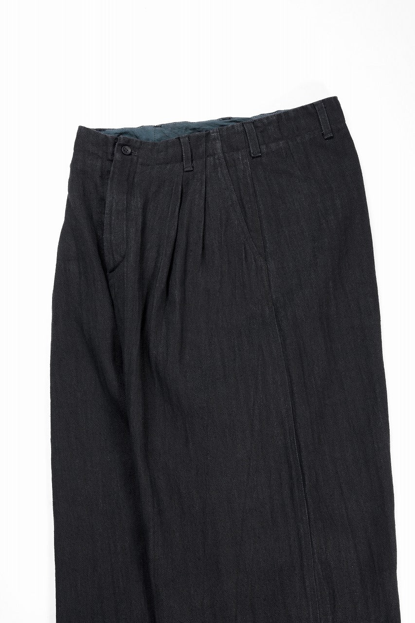 N/07 2 TUCKS WIDE TAPERED TROUSERS / HERRING BONE (GARMENT DYED) (BLACK) - Image 13