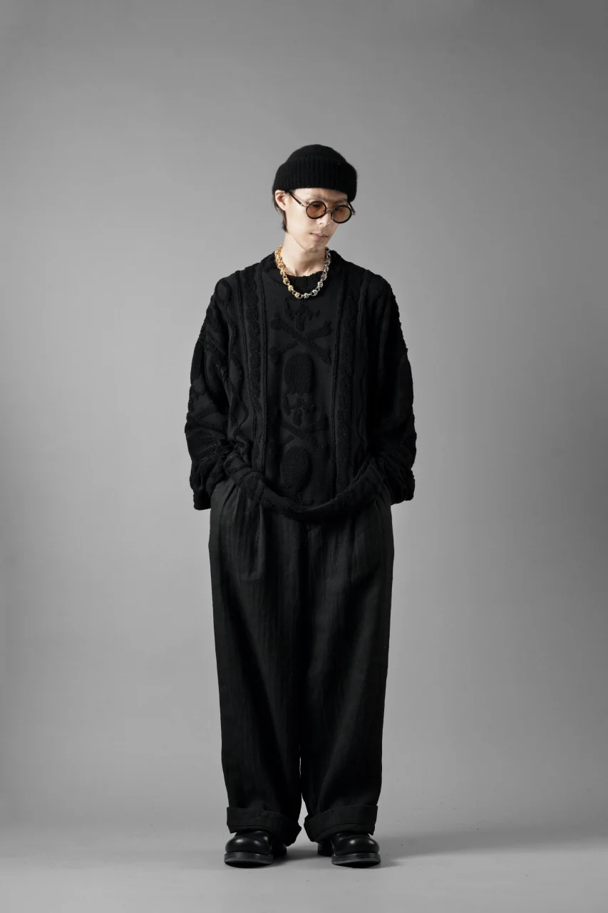 N/07 2 TUCKS WIDE TAPERED TROUSERS / HERRING BONE (GARMENT DYED) (BLACK) - Image 21