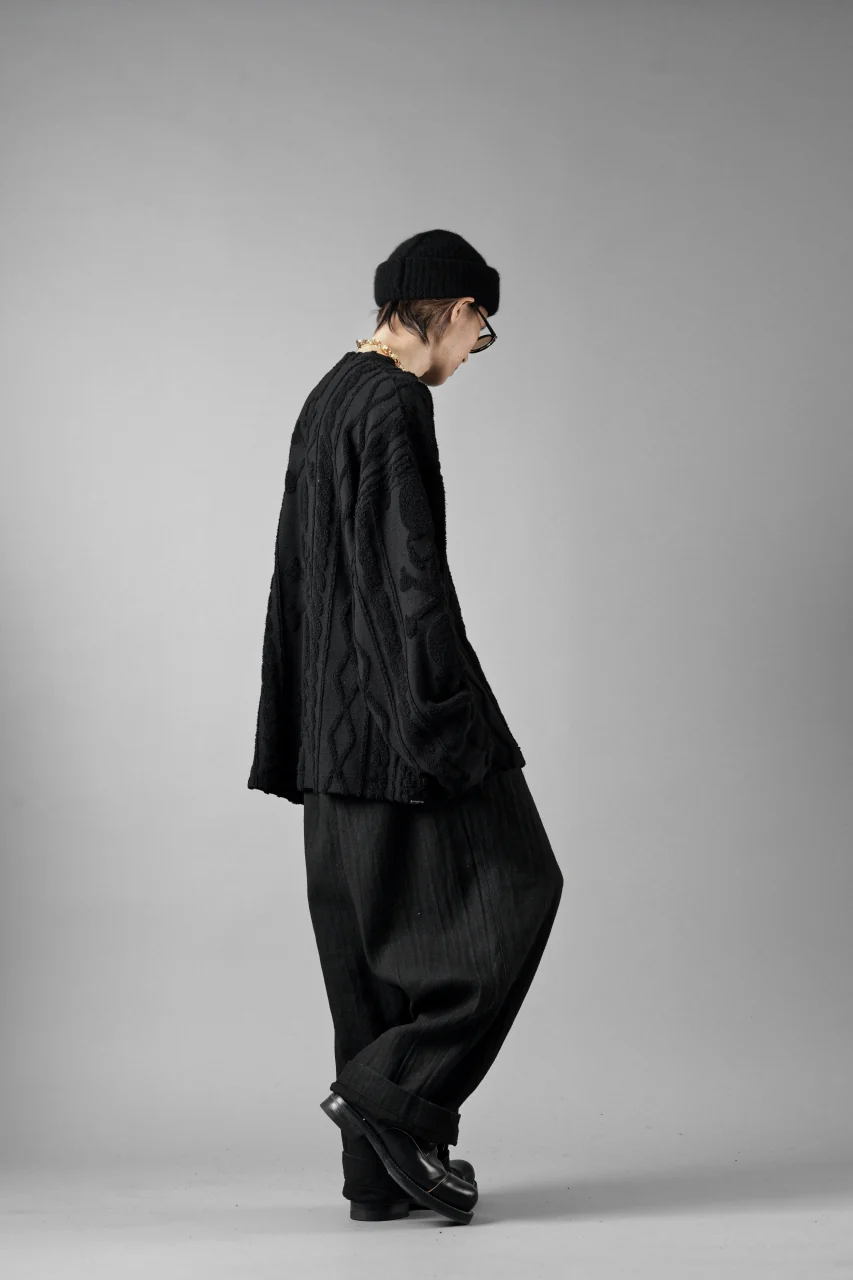 N/07 2 TUCKS WIDE TAPERED TROUSERS / HERRING BONE (GARMENT DYED) (BLACK) - Image 23