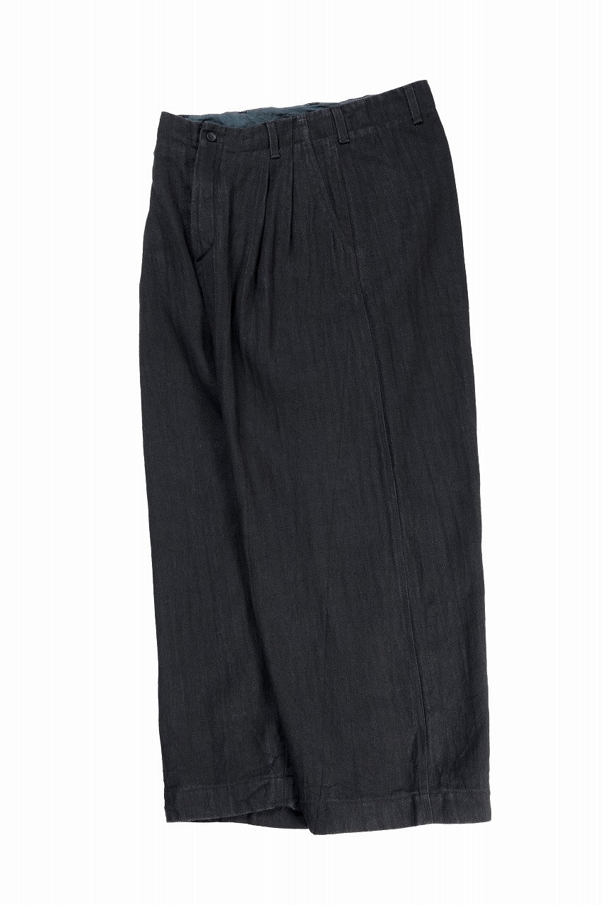 N/07 2 TUCKS WIDE TAPERED TROUSERS / HERRING BONE (GARMENT DYED) (BLACK) - Image 4