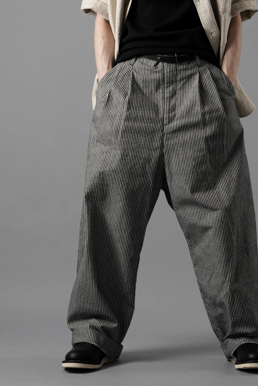 N/07 2TUCKS WIDE TAPERED TROUSERS / SELVEDGE HICKORY STRIPES DENIM (ONE WASHED) (BLACK x WHITE) - Image 14