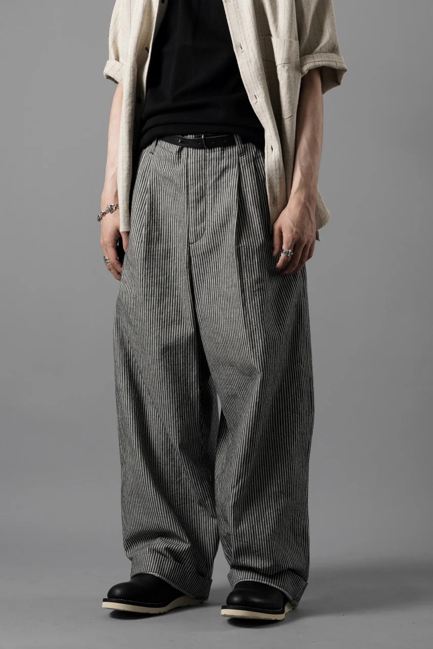 N/07 2TUCKS WIDE TAPERED TROUSERS / SELVEDGE HICKORY STRIPES DENIM (ONE WASHED) (BLACK x WHITE) - Image 17