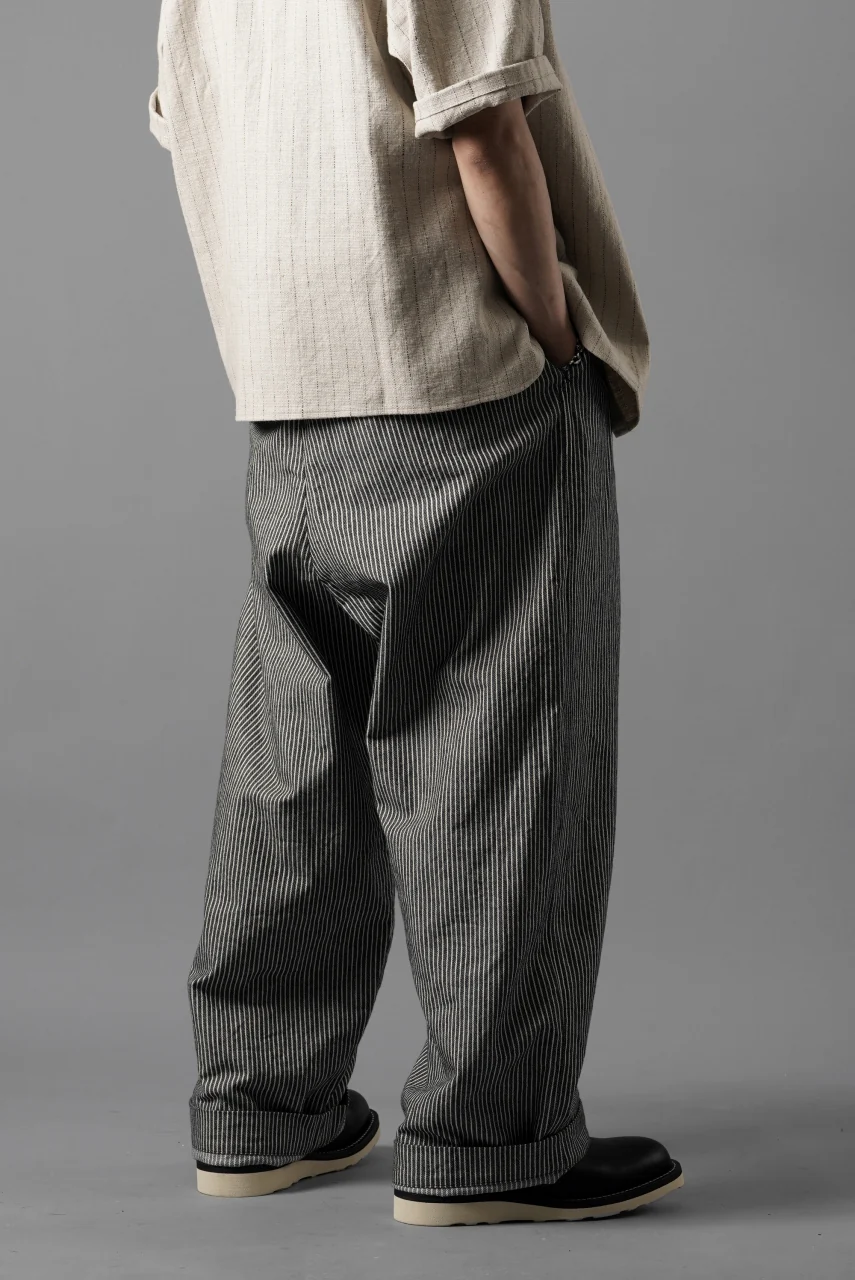 N/07 2TUCKS WIDE TAPERED TROUSERS / SELVEDGE HICKORY STRIPES DENIM (ONE WASHED) (BLACK x WHITE) - Image 18