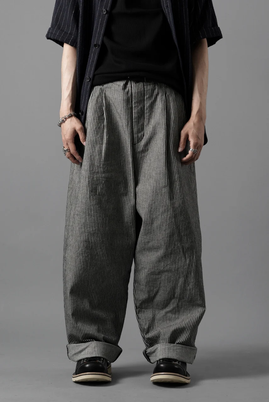 N/07 2TUCKS WIDE TAPERED TROUSERS / SELVEDGE HICKORY STRIPES DENIM (ONE WASHED) (BLACK x WHITE) - Image 20