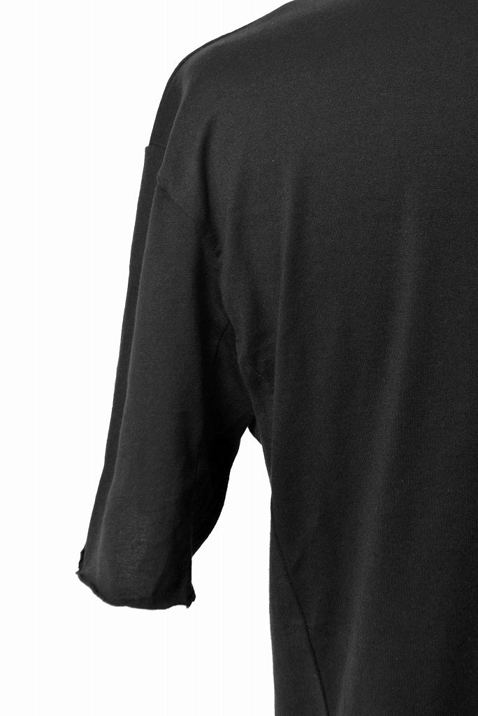 N/07 curved seam Tee 76/2 giza premium jersey (BLACK) - Image 9