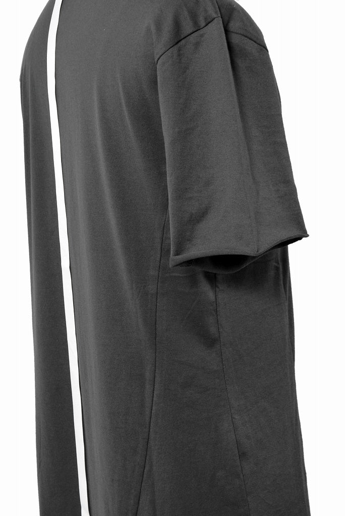 N/07 curved seam Tee 76/2 giza premium jersey (CHARCOAL) - Image 9