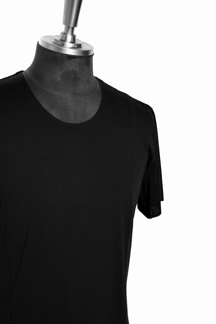 N/07 curved seam Tee "SMOOTH TECH" (BLACK) - Image 6