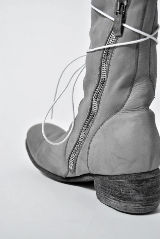 N/07 - enuzeronana CALFSKIN TUMBLER DYE BOOTS (LIGHT GREY) - Image 9