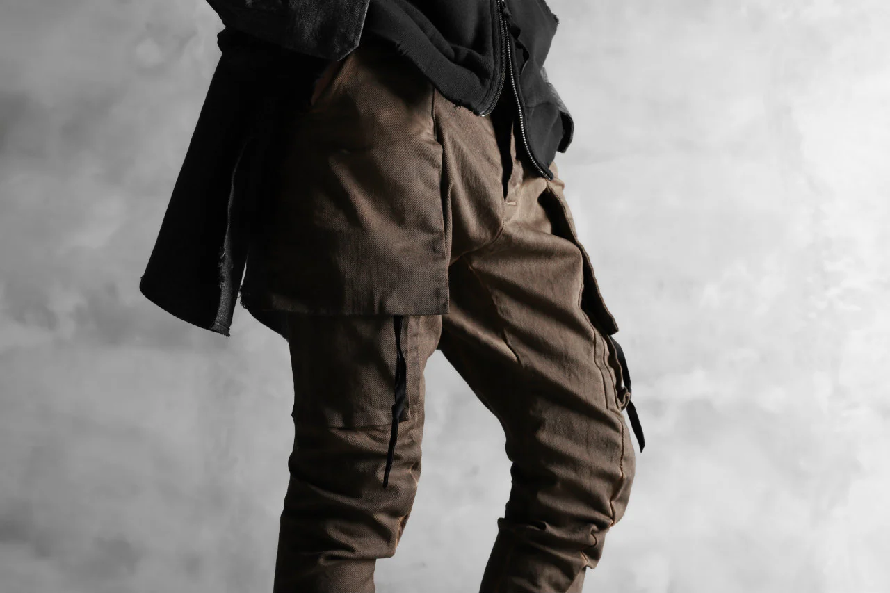 N/07 exclusive CONSTRUCTIVE LAYERED CARGO JODHPURS [ Stretch Weapon / Object Dye ] (D.BROWN(柿渋染+鉄媒染)) - Image 29