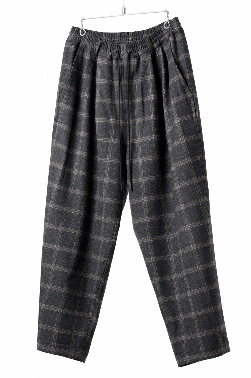 N/07 exclusive EASY WAIST TAPERED PANTS / T/R DOUBLE SIDE BRUSHED 2WAY STRETCH (CHECK) - Image 2