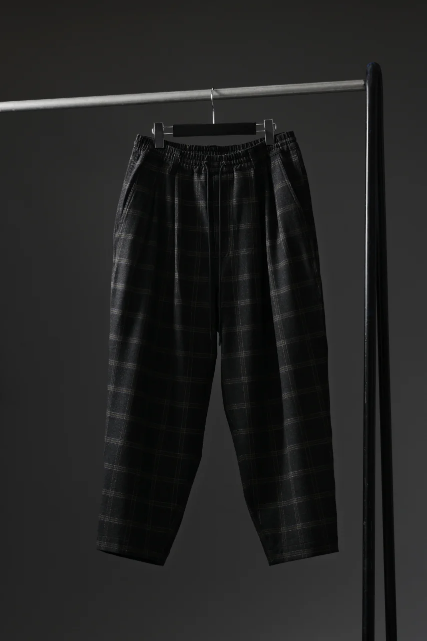 N/07 exclusive EASY WAIST TAPERED PANTS / T/R DOUBLE SIDE BRUSHED 2WAY STRETCH (CHECK) - Image 38