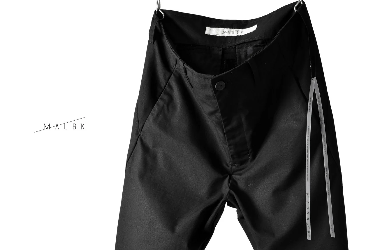 N/07 "MAUSK Detail" 3-DIMENSION CURVE CROPPED PANTS (BLACK) - Image 22
