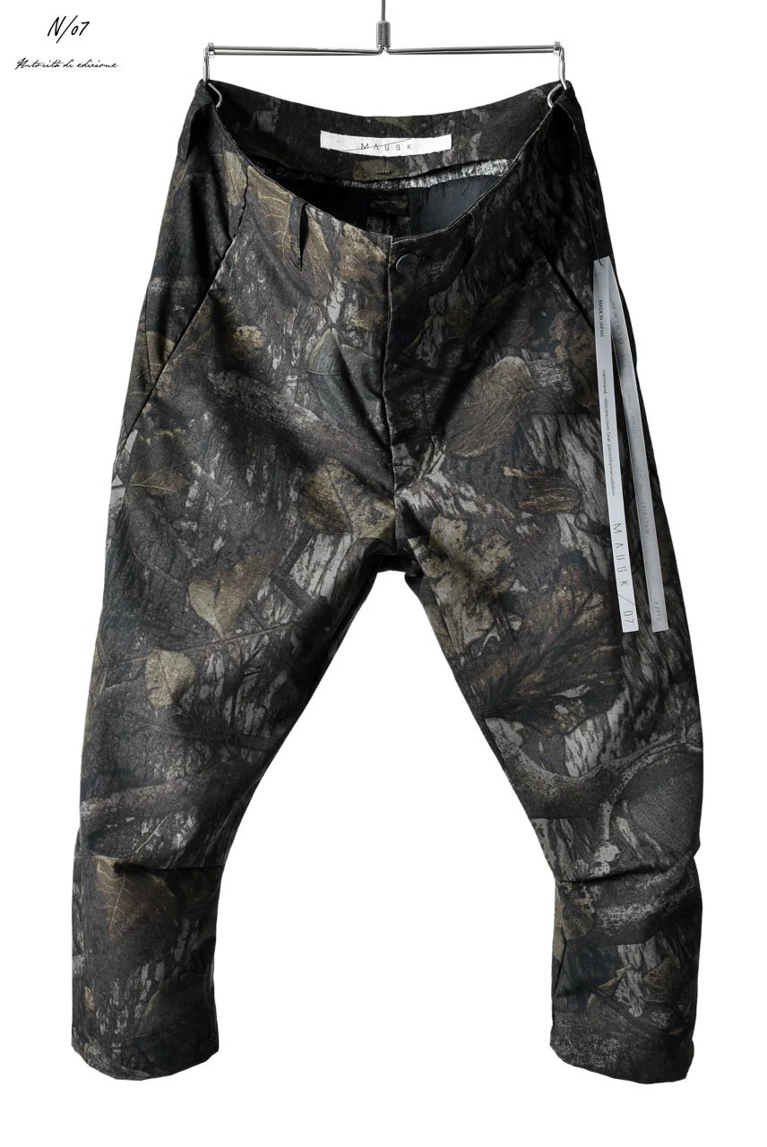 N/07 "MAUSK Detail" 3-DIMENSION CURVE CROPPED PANTS (DARK CAMOUFLAGE)