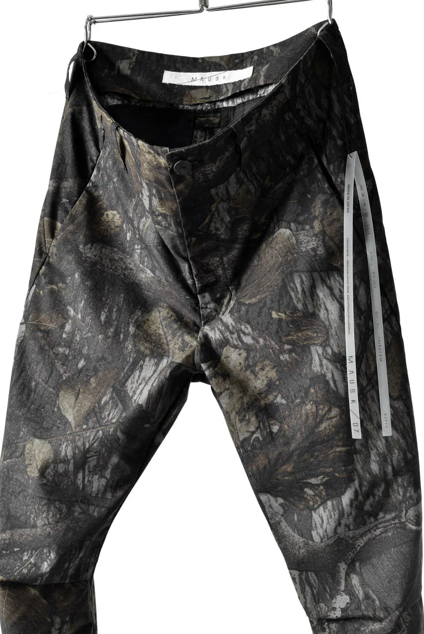 N/07 "MAUSK Detail" 3-DIMENSION CURVE CROPPED PANTS (DARK CAMOUFLAGE) - Image 8