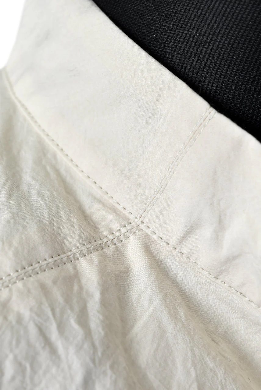N/07 "MAUSK Detail" SLIT-SHOULDER LONG SHIRT (ECRU) - Image 13