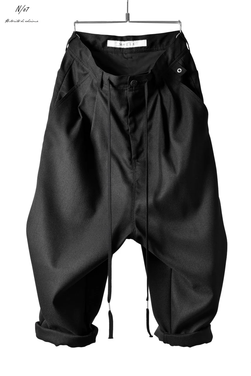 N/07 "MAUSK Detail" Three Dimensional Wide Tuck / Dart Cropped Pants #2 (BLACK) - Image 15