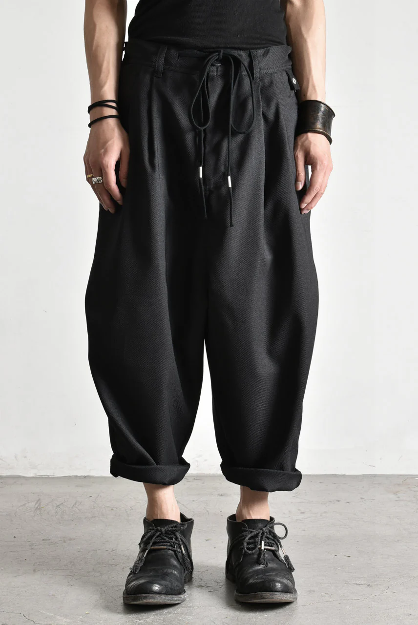 N/07 "MAUSK Detail" Three Dimensional Wide Tuck / Dart Cropped Pants #2 (BLACK) - Image 28