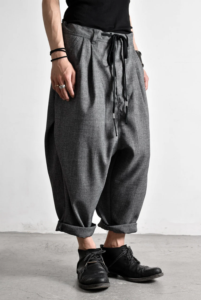 N/07 "MAUSK Detail" Three Dimensional Wide Tuck / Dart Cropped Pants #2 (GREY) - Image 31