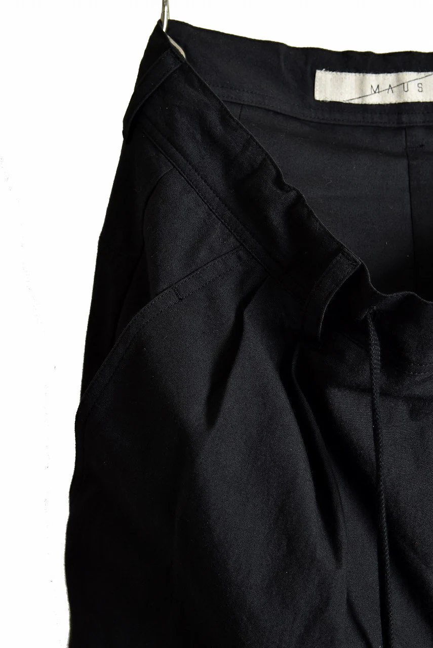 N/07 "MAUSK Detail"  Three Dimensional Wide Tuck & Dart Cropped Pants with Draw Code (BLACK) - Image 4
