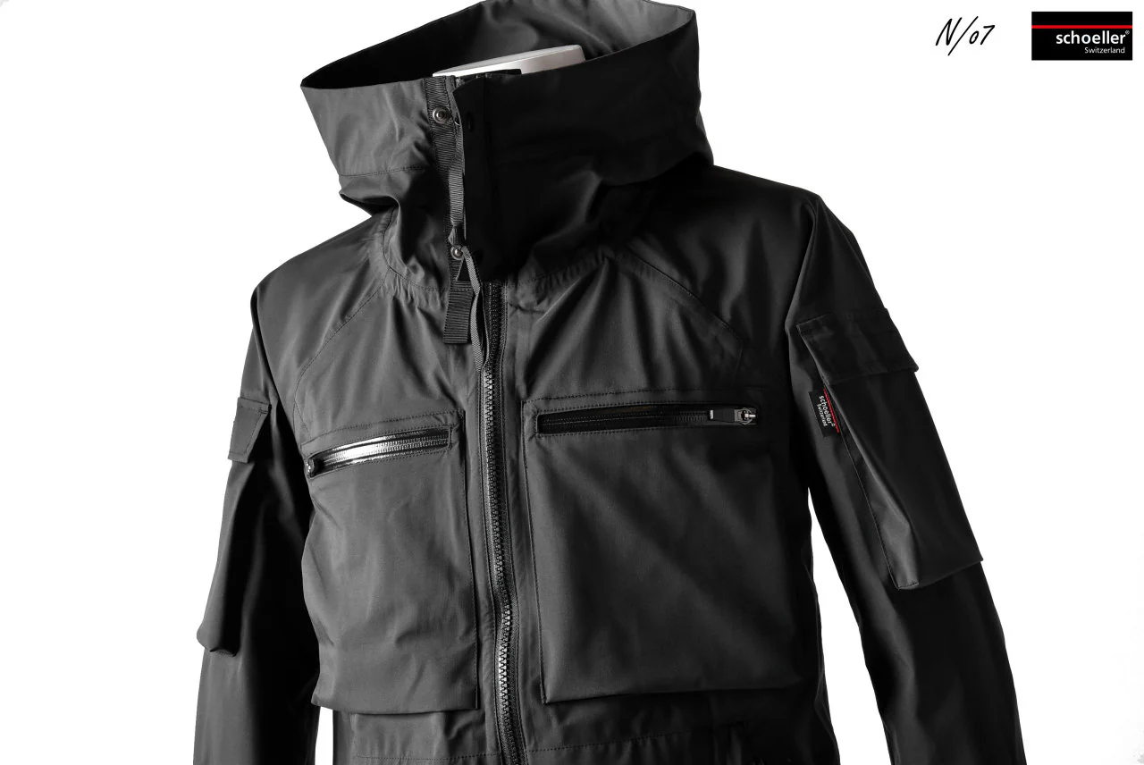 N/07 schoeller® Pro-Tech System Hooded Jacket / Black Grosgrain - Image 24
