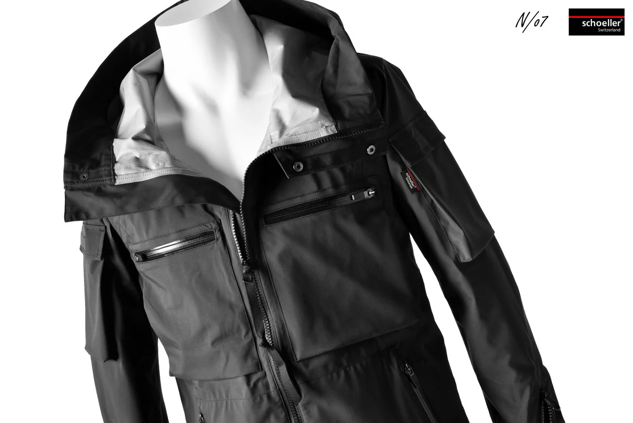 N/07 schoeller® Pro-Tech System Hooded Jacket / Black Grosgrain - Image 25