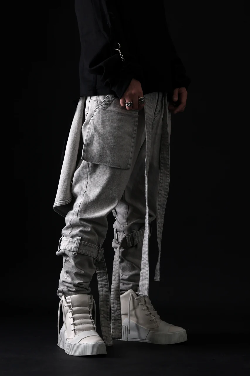 N/07 SEDITIOUS BONDAGE TROUSERS / BLEACHED BLACK DENIM (WHITE ASH) - Image 80