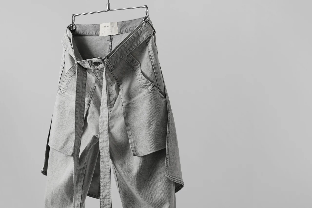 N/07 SEDITIOUS BONDAGE TROUSERS / BLEACHED BLACK DENIM (WHITE ASH) - Image 91