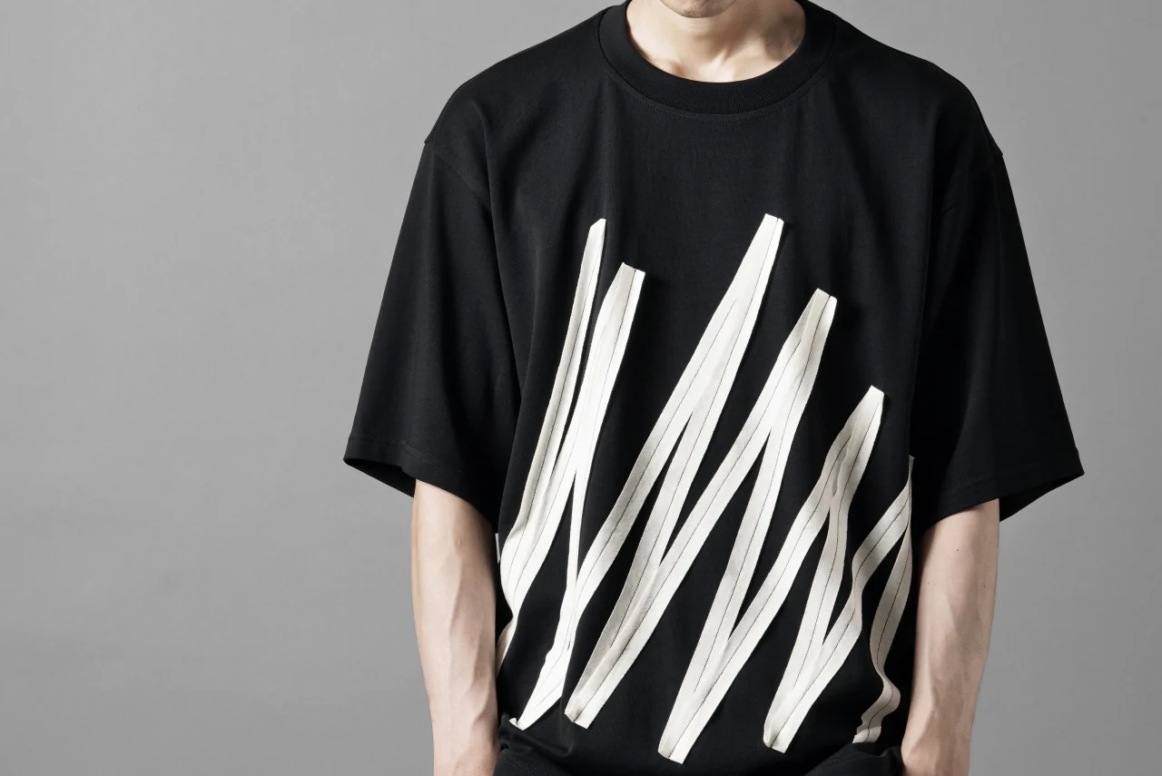 OBLADI BARCODE ZIGZAG T SHIRT (BLACK) - Image 13