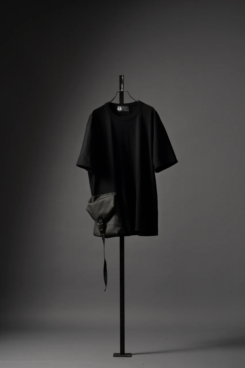 OBLADI POCKET BAG T-SHIRT- MOSS GREEN (BLACK) - Image 10
