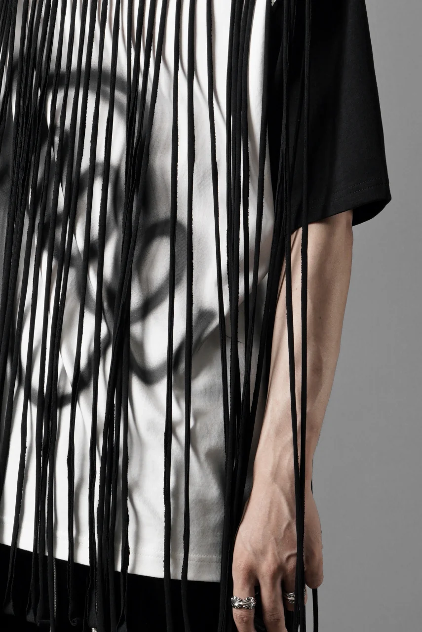 OBLADI TWO LAYER FRINGE CUT T SHIRT WITH AIRBRUSH PAINT (BLACK) - Image 7