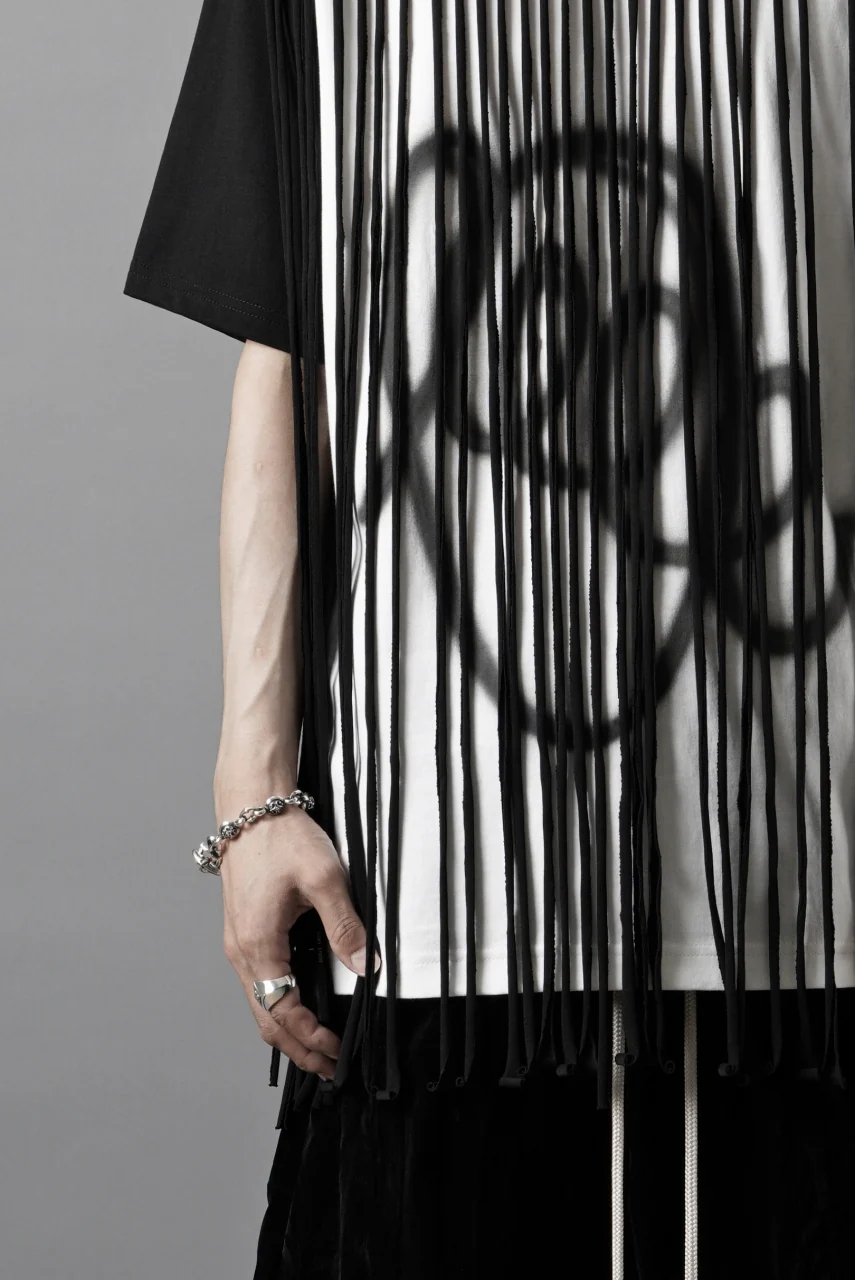 OBLADI TWO LAYER FRINGE CUT T SHIRT WITH AIRBRUSH PAINT (BLACK) - Image 8
