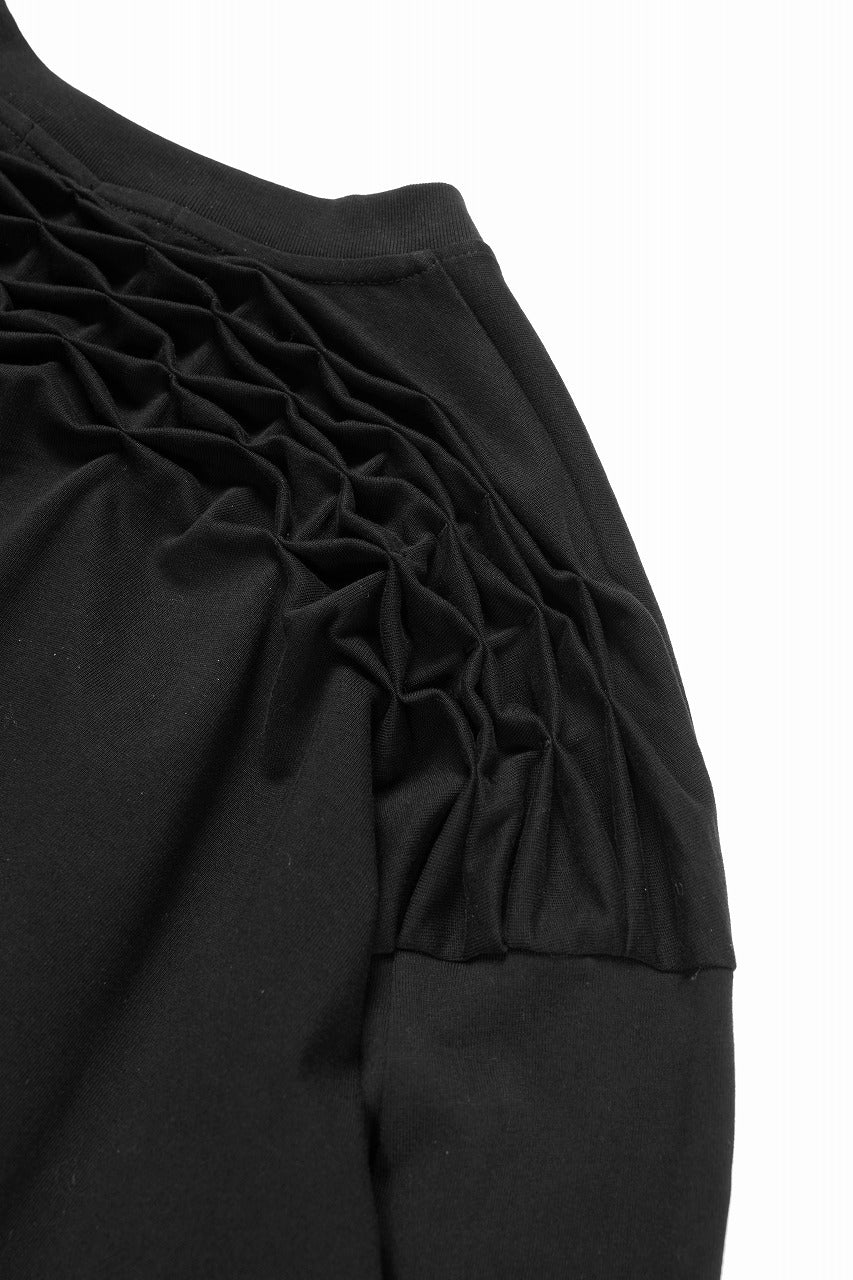 OBLADI YOKE SMOCKING LONG SLEEVES T-SHIRT (BLACK) - Image 5