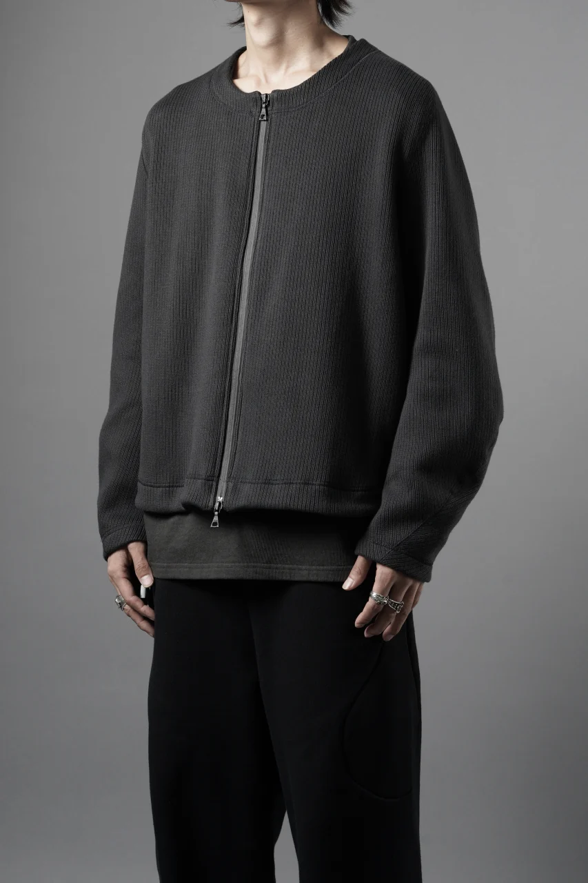 OPPOSE DUALITY NO COLLAR RIB ZIP TOP (BLACK) - Image 12