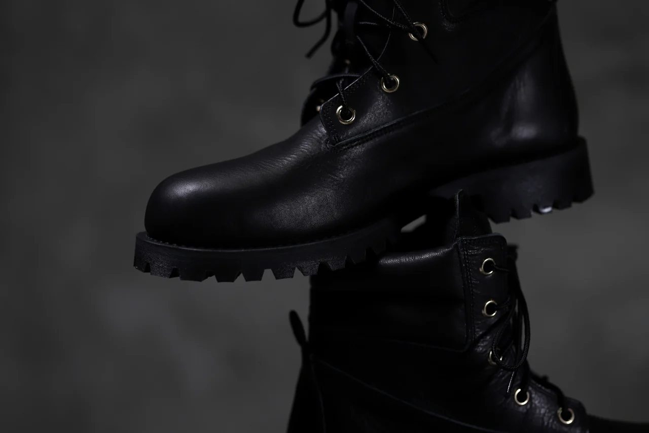 Portaille exclusive LEX-W20 TREK Laced Boots / VACCHETTA SMOOTH (BLACK / GOLD EYELET) - Image 43