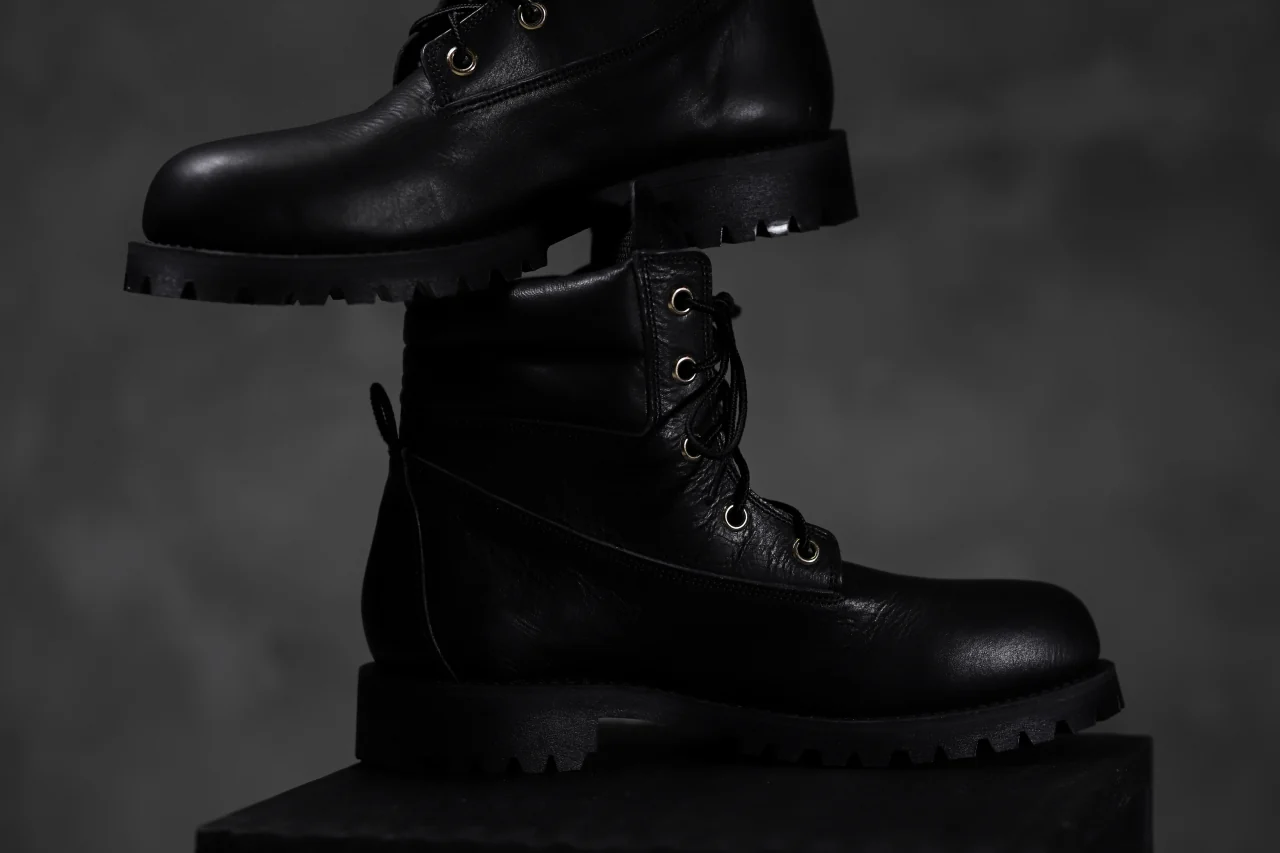 Portaille exclusive LEX-W20 TREK Laced Boots / VACCHETTA SMOOTH (BLACK / GOLD EYELET) - Image 45