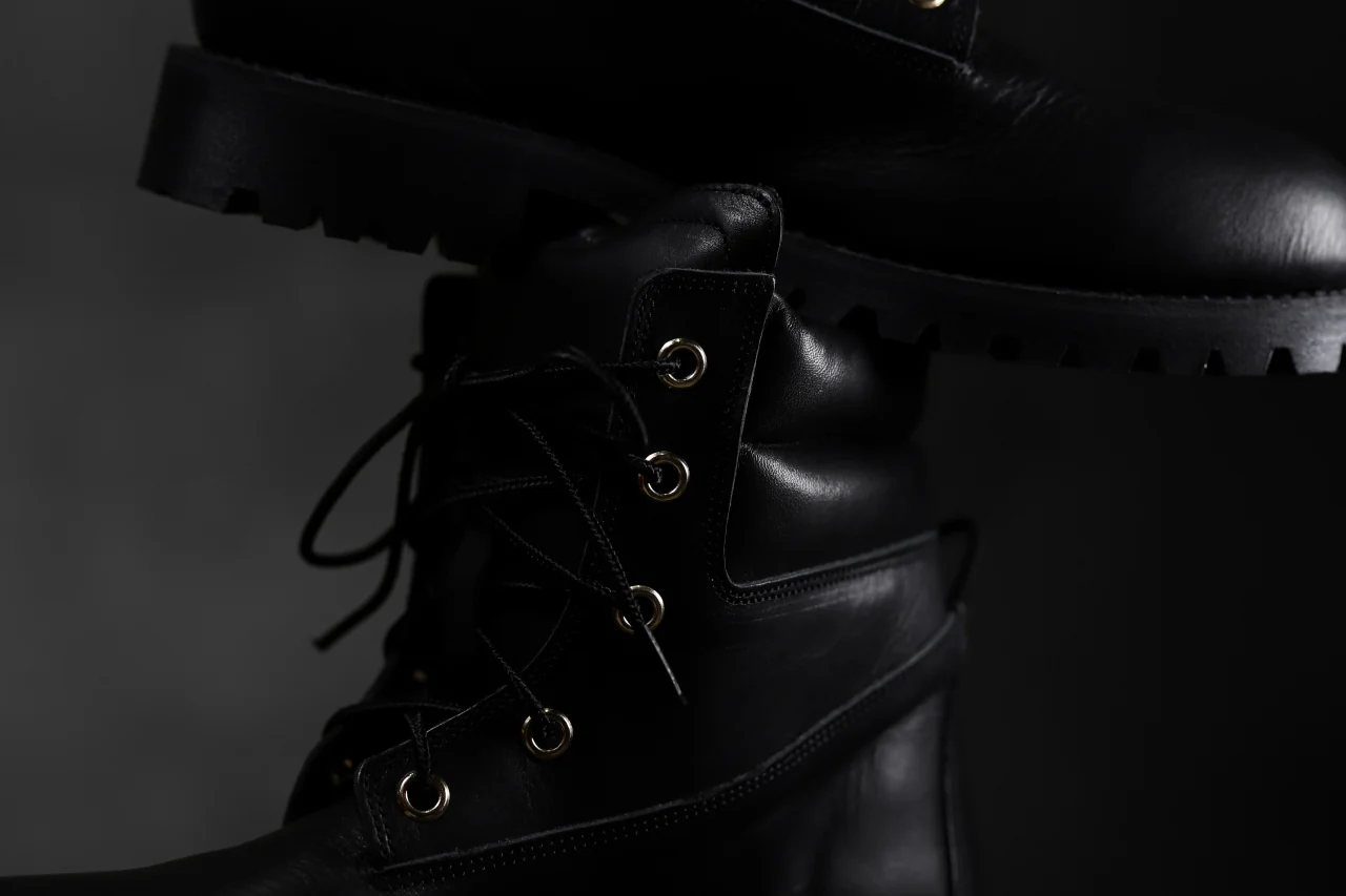 Portaille exclusive LEX-W20 TREK Laced Boots / VACCHETTA SMOOTH (BLACK / GOLD EYELET) - Image 46