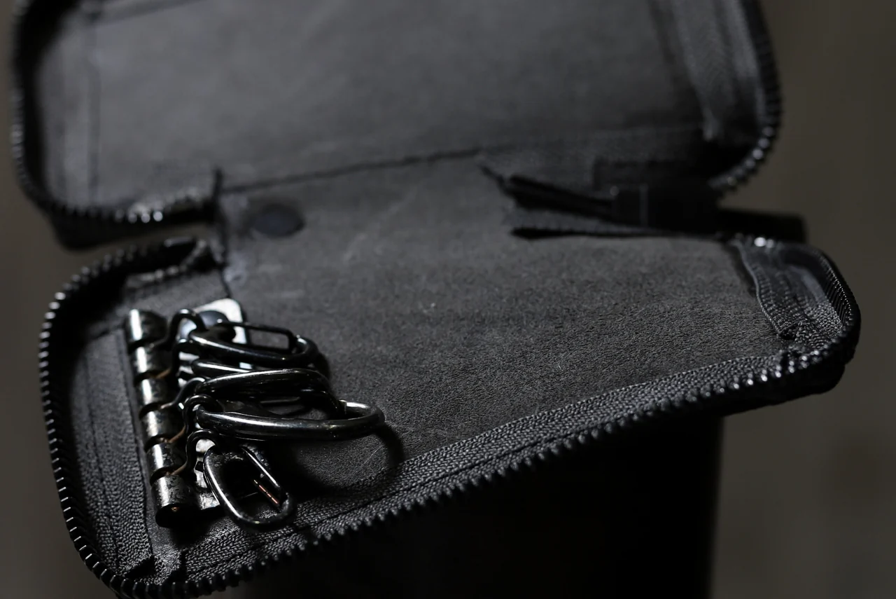 Portaille "Limited Made" ZIP KEY CASE / ROUGH BULL (BLACK) - Image 21