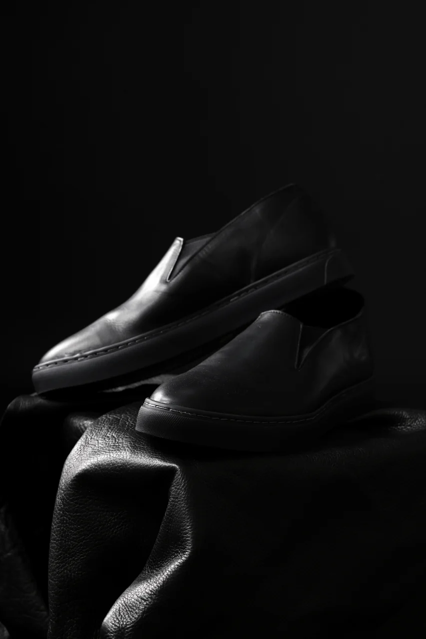 Portaille LOW SLIP SHOES / WAXED HORSE (BLACK x BLACK) - Image 29
