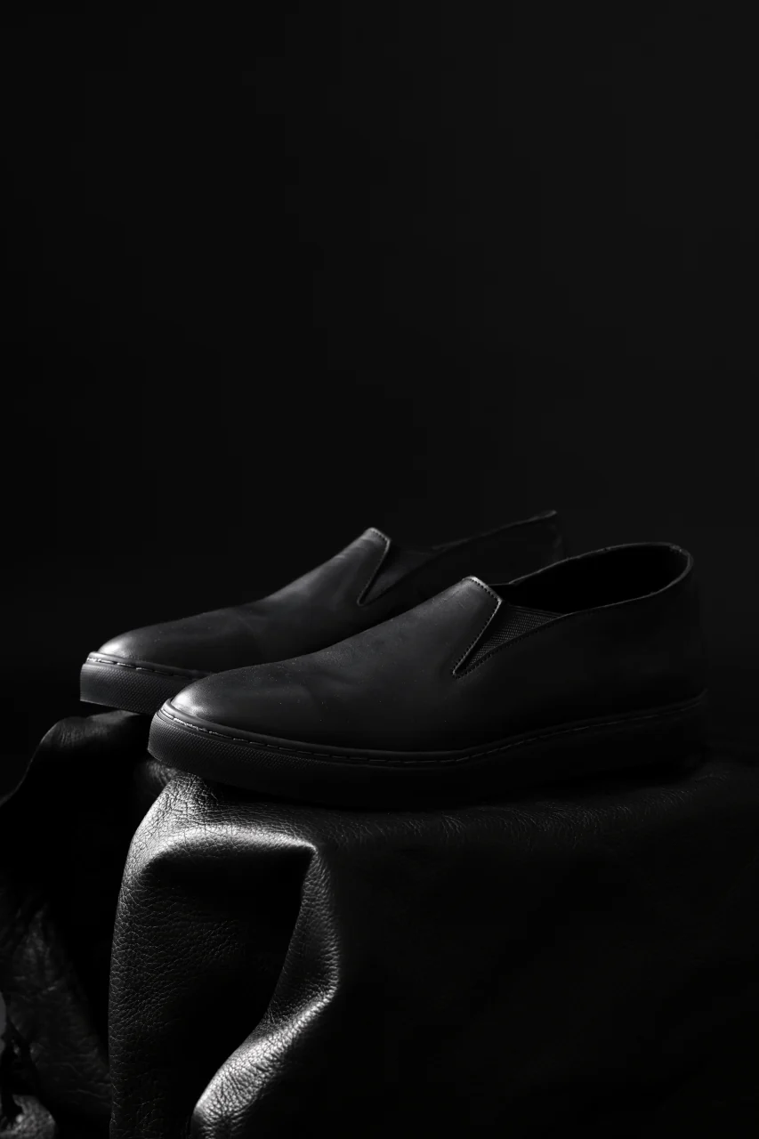 Portaille LOW SLIP SHOES / WAXED HORSE (BLACK x BLACK) - Image 31