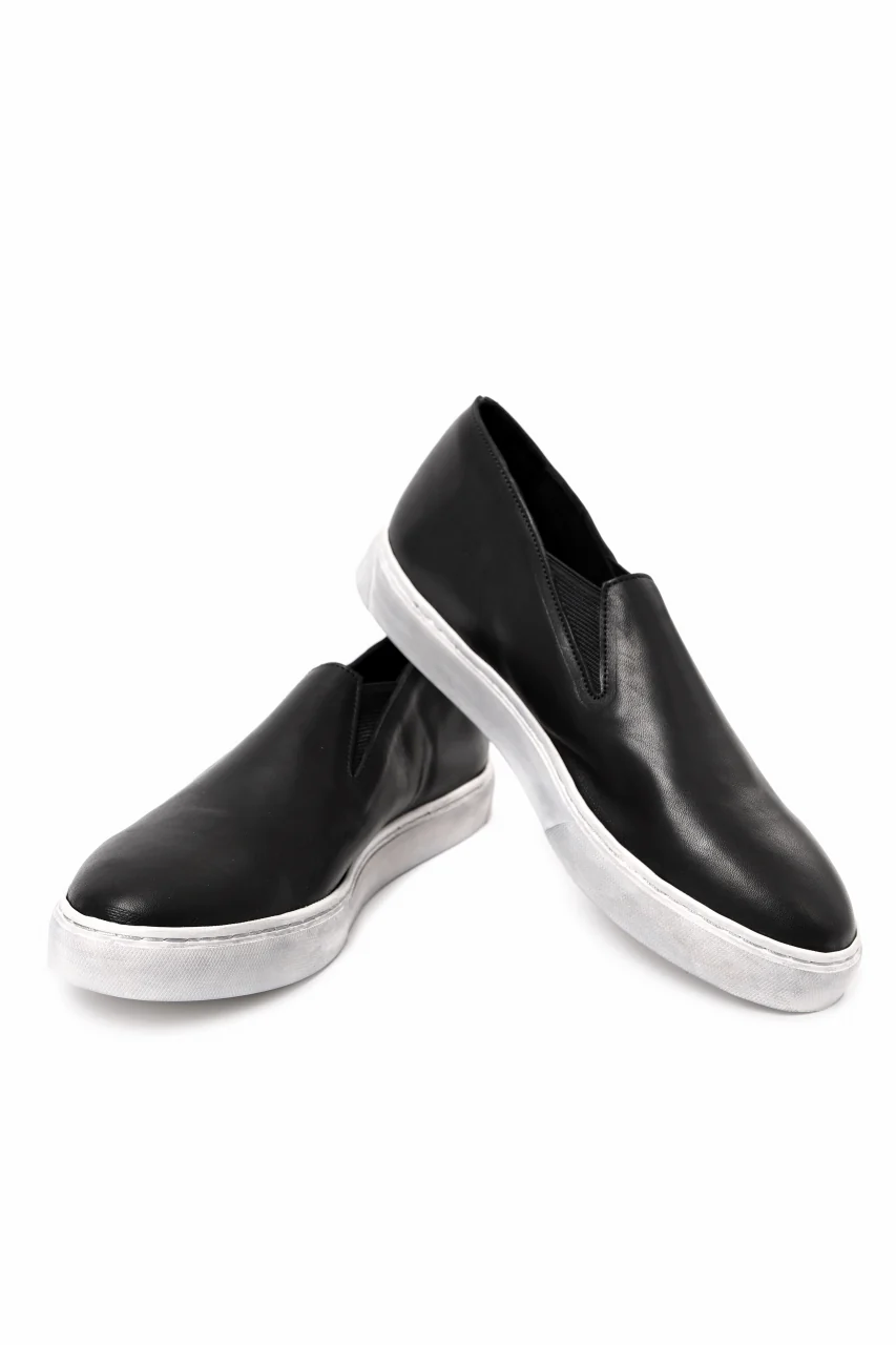 Portaille LOW SLIP SHOES / WAXED HORSE (BLACK x DUST WHITE) - Image 2